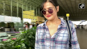 SPOTTED: Zareen Khan at Mumbai airport