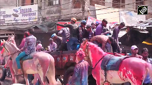 Watch: Hindus, Muslims celebrate Holi together in Kanpur