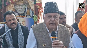 Farooq Abdullah Sings Bhajan, delivers a devotional lecture in Katra