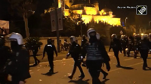 Dramatic scenes from Istanbul streets, Police storm into crowd protesting against Turkey's Erdogan