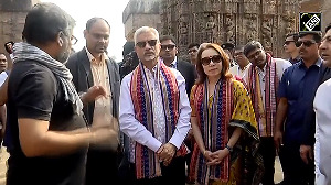 EAM Jaishankar, wife Kyoko visit Konark Sun Temple in Puri