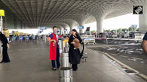 Jaya Kishori spotted at the airport