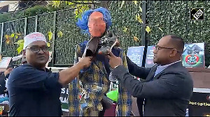 Sheikh Hasina supporters protest outside UN against Muhammad Yunus