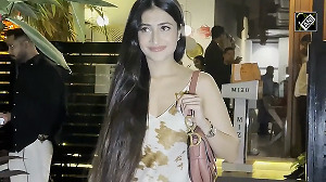Dhanashree Verma went out for late night dinner in Mumbai