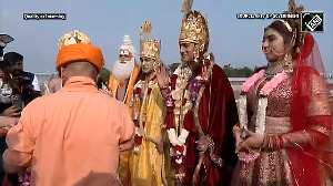 CM Yogi seeks blessings of Lord Ram and Sita during the grand Deepotsav procession
