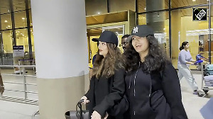 Abhishek-Aishwarya make rare airport sighting, daughter Aaradhya steals show