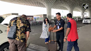 Spotted: Sanjay Dutt and Maanayata at Mumbai Airport