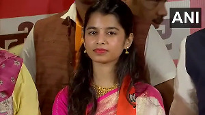 Singer Maithili Thakur joins BJP ahead of Bihar election