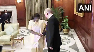 President Murmu Hosts President Putin at Rashtrapati Bhavan