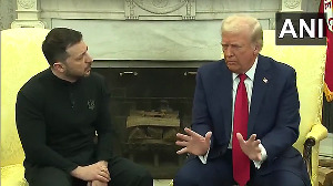 Heated arguement breaks out between Trump & Zelensky